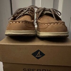 NIB Boys Sperry Leather Boat Shoes Size 11.5.